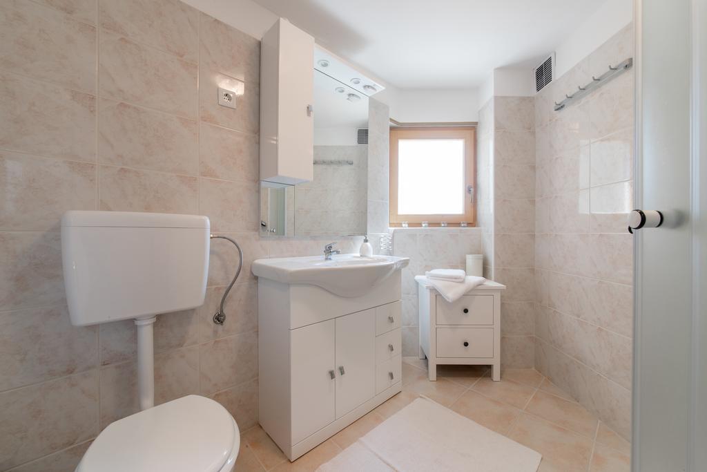 Vila Sistiana Kostanjevica na Krasu Экстерьер фото